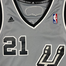 Load image into Gallery viewer, Adidas San Antonio Spurs Tim Duncan Basketball Jersey
