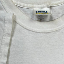 Load image into Gallery viewer, Vintage 2005 Robots The Gang’s All Gears Movie Promo Tee
