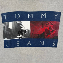 Load image into Gallery viewer, Vintage Tommy Hilfiger Skateboard Box Logo Big Print Tee
