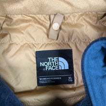 Load image into Gallery viewer, The North Face Dryvent 2-in-1 Jacket
