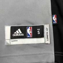 Load image into Gallery viewer, Adidas San Antonio Spurs Tim Duncan Basketball Jersey
