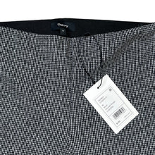Load image into Gallery viewer, NWT Theory Hounds Ponte Skinny Leggings
