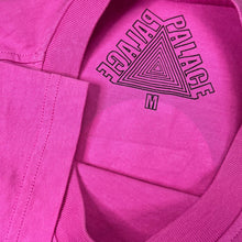 Load image into Gallery viewer, Palace Psychedelic Yong Yang Peace Streetwear Tee
